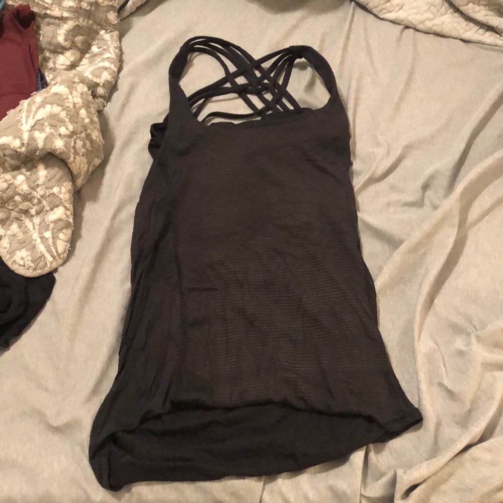 Lululemon athletic top